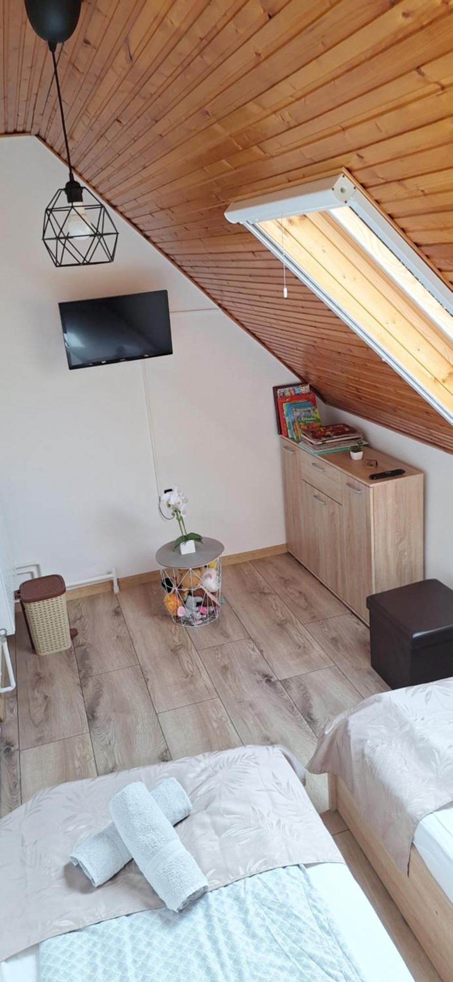 For You Apartman Gyula Bagian luar foto